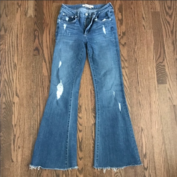 Tularosa Penelope flare mid rise - Picture 2 of 4